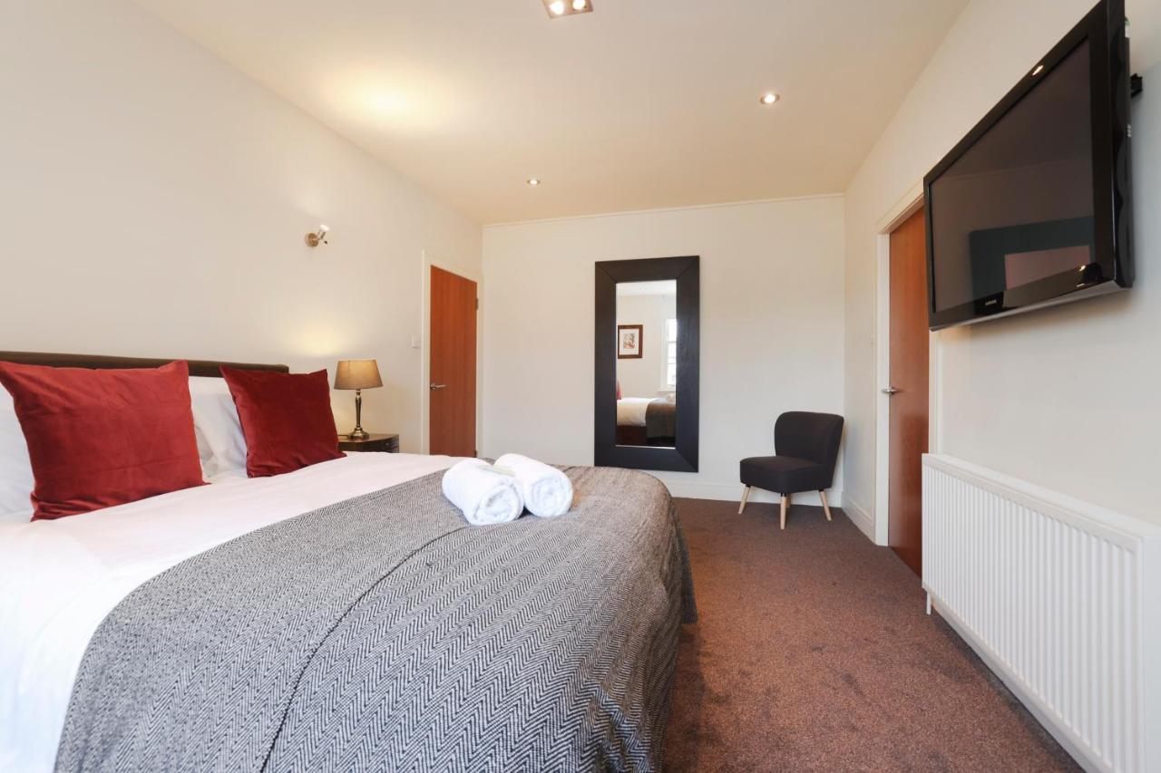 Joivy Spacious 2 Bed,2 Bath Flat, Free Parking And Rooftop Terrace Edinburgh Luaran gambar