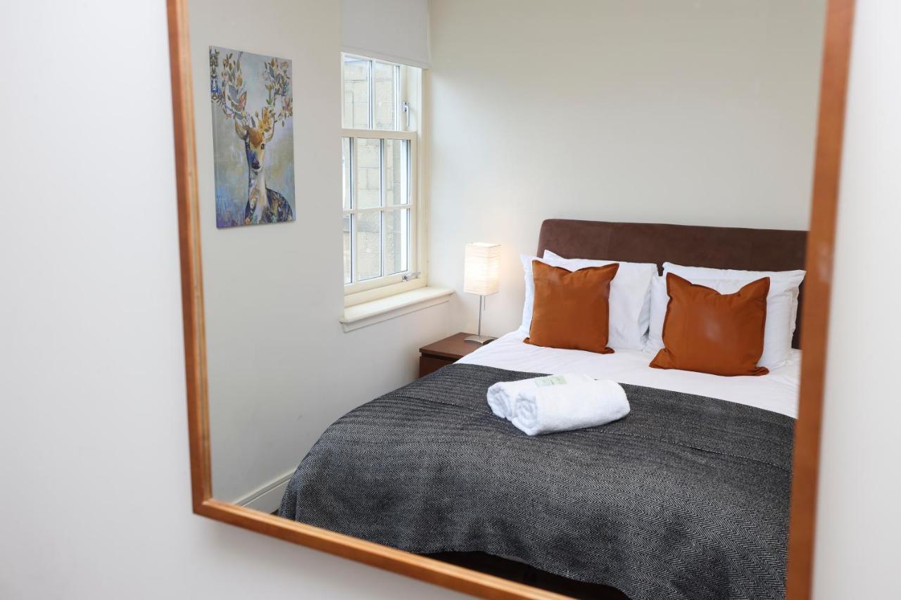 Joivy Spacious 2 Bed,2 Bath Flat, Free Parking And Rooftop Terrace Edinburgh Luaran gambar