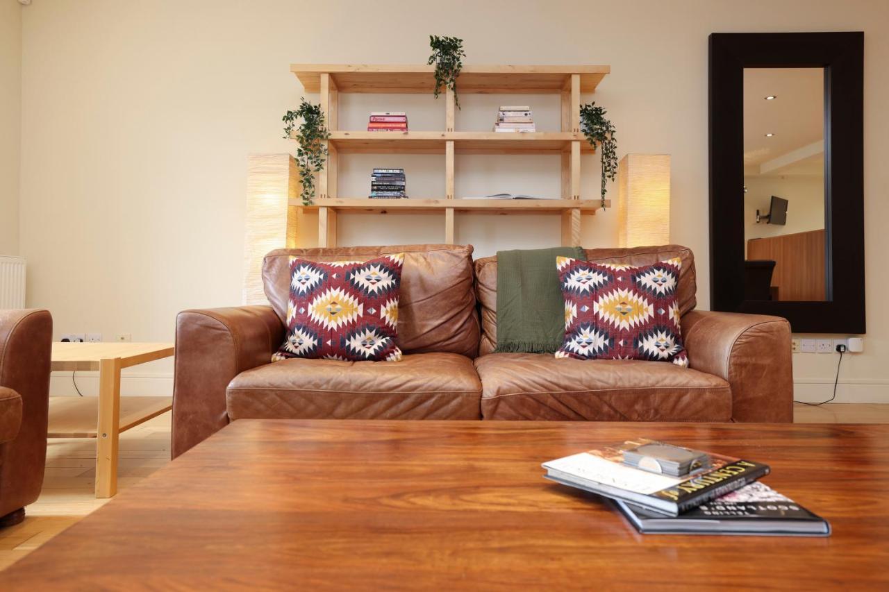 Joivy Spacious 2 Bed,2 Bath Flat, Free Parking And Rooftop Terrace Edinburgh Luaran gambar