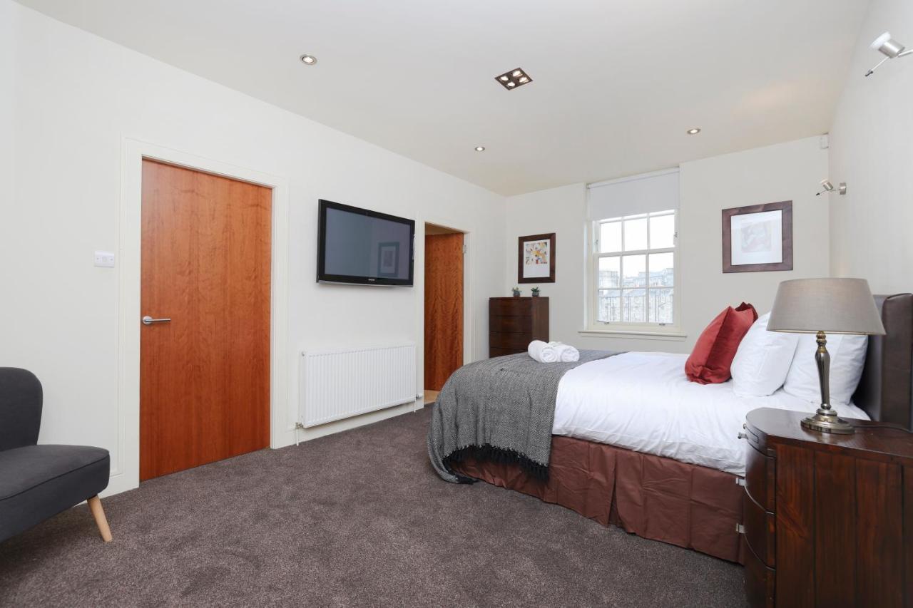 Joivy Spacious 2 Bed,2 Bath Flat, Free Parking And Rooftop Terrace Edinburgh Luaran gambar
