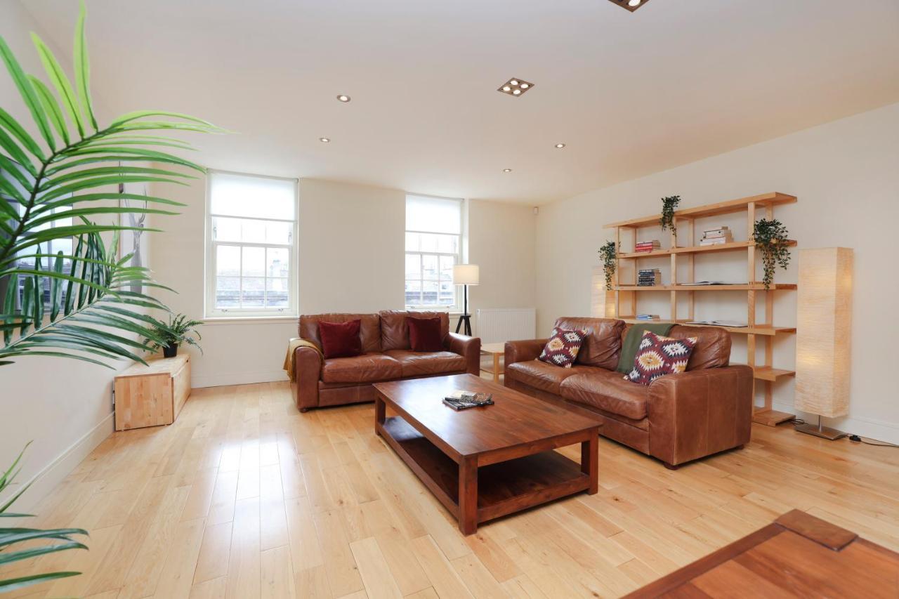 Joivy Spacious 2 Bed,2 Bath Flat, Free Parking And Rooftop Terrace Edinburgh Luaran gambar
